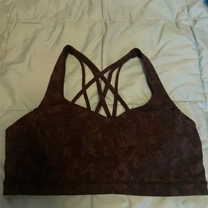 Black camo Lululemon Energy bra